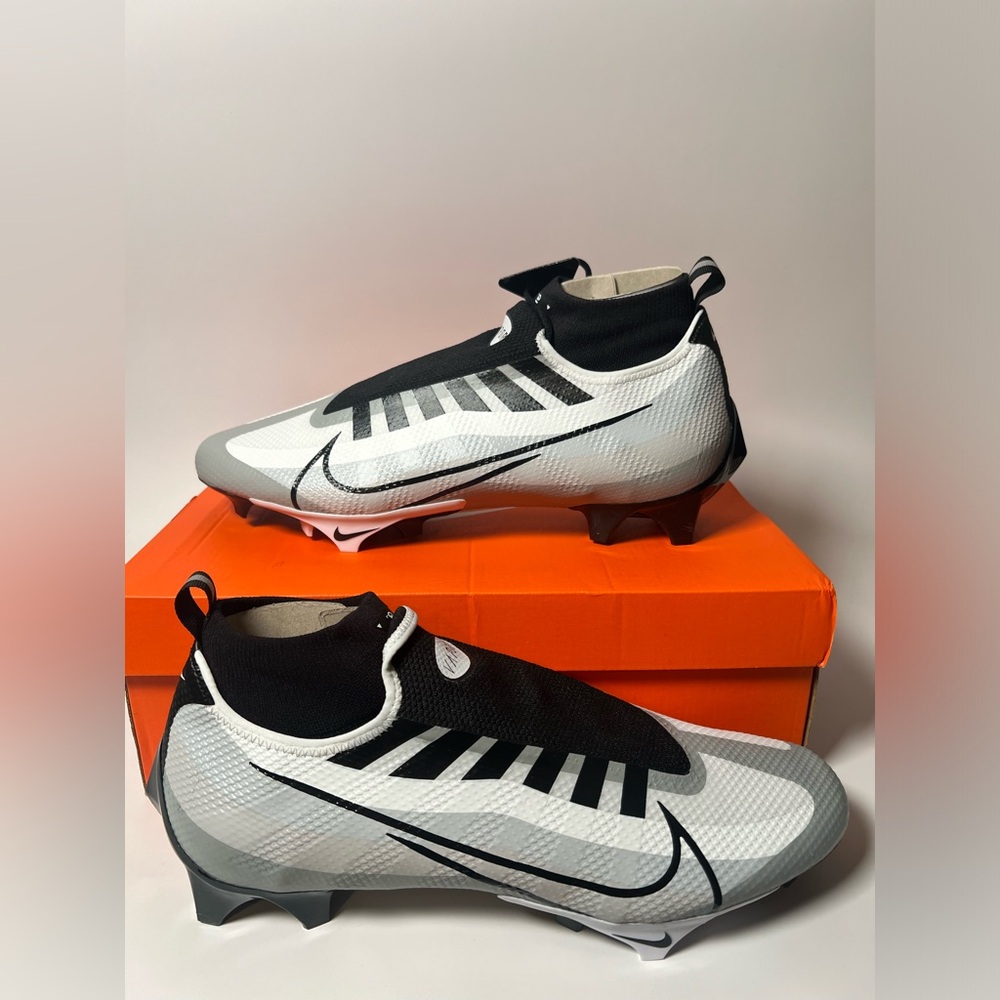 Nike Vapor Edge 360 Pro Football Cleats White Black DQ3670-100 Men’s Size